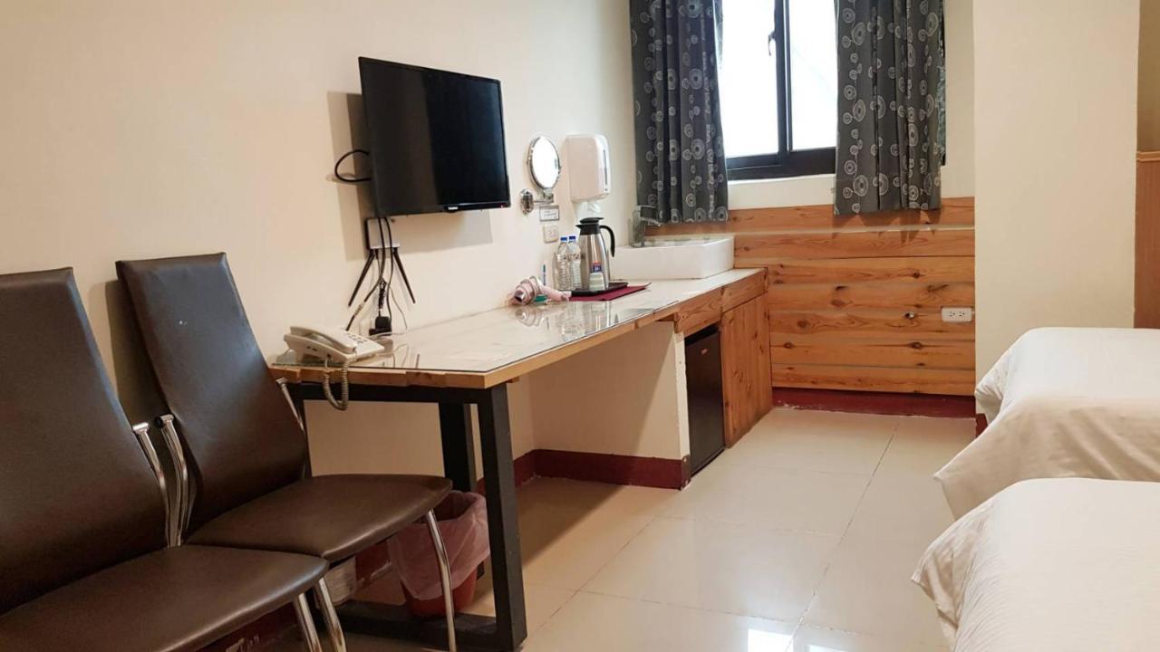 Fuga Hotel Taitung Экстерьер фото